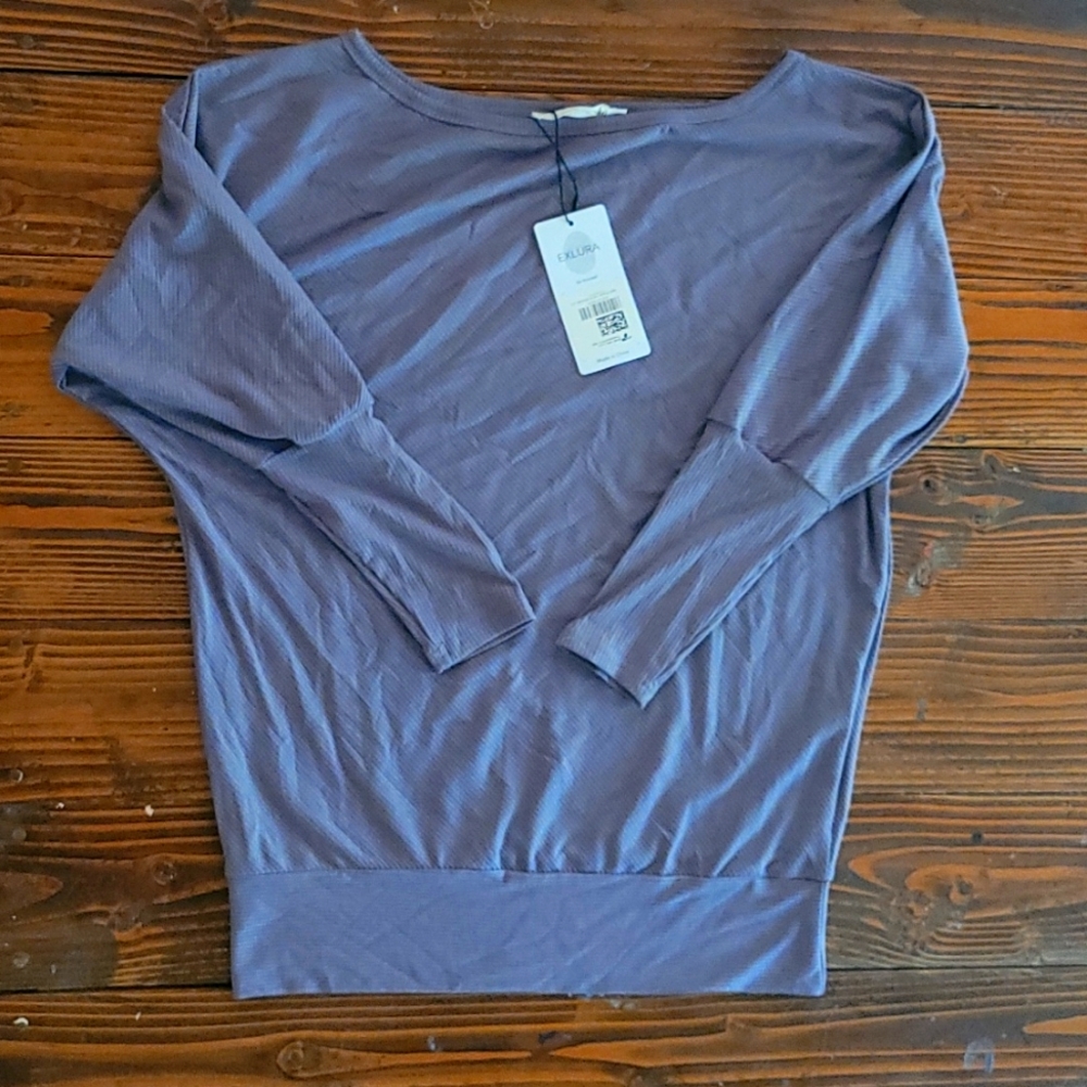 3/4 length shirt